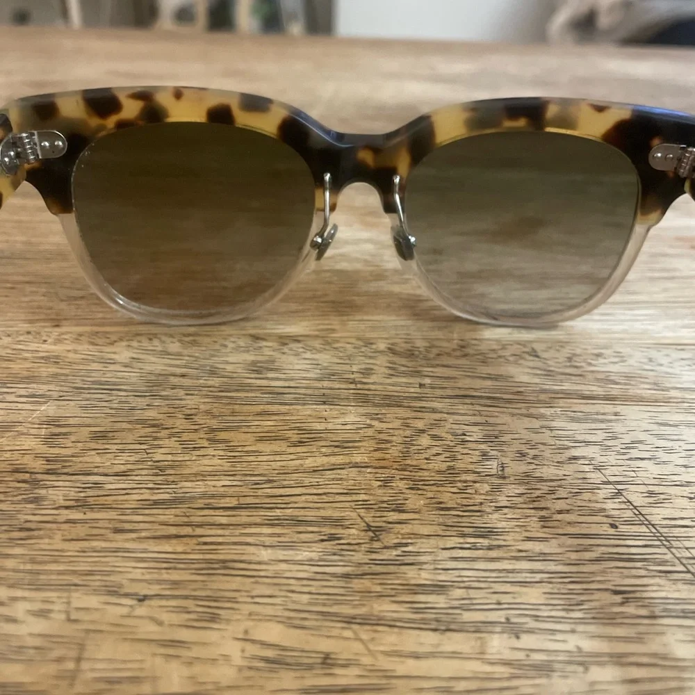 Gucci stylish women
